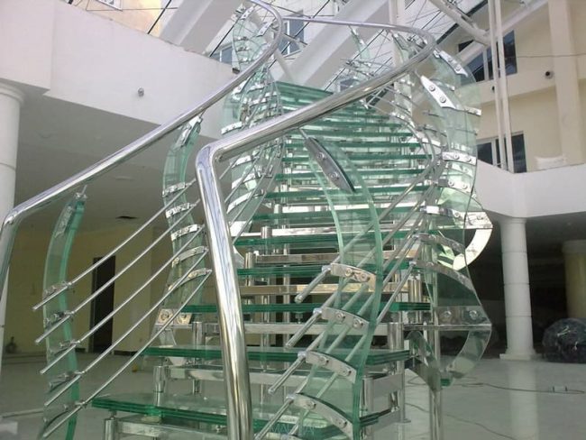 پله گرد آس استپ